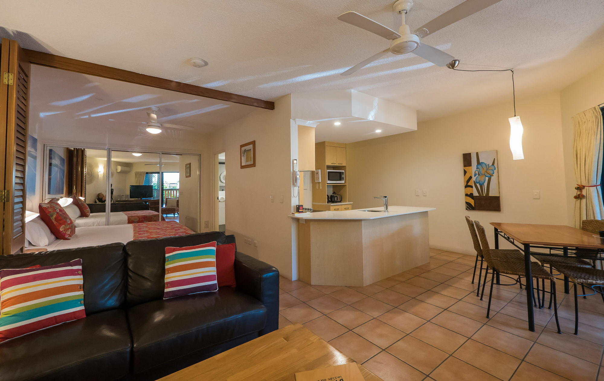 ไบรอน ควอร์เทอร์ ฮอลิเดย์ อพาร์ตเมนต์ส Aparthotel ไบรอนเบย์ ภายนอก รูปภาพ